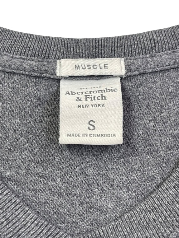 ABERCROMBIE FITCH T-SHIRT MUSCLE GRIGIA DA UOMO S usata