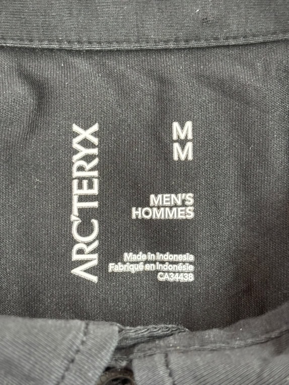 ARC'TERYX POLO SHIRT SHOULDER LOGO BLACK UNISEX M