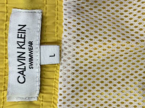 CALVIN KLEIN SWIM SHORTS SPELL OUT YELLOW MEN PRE OWNED L