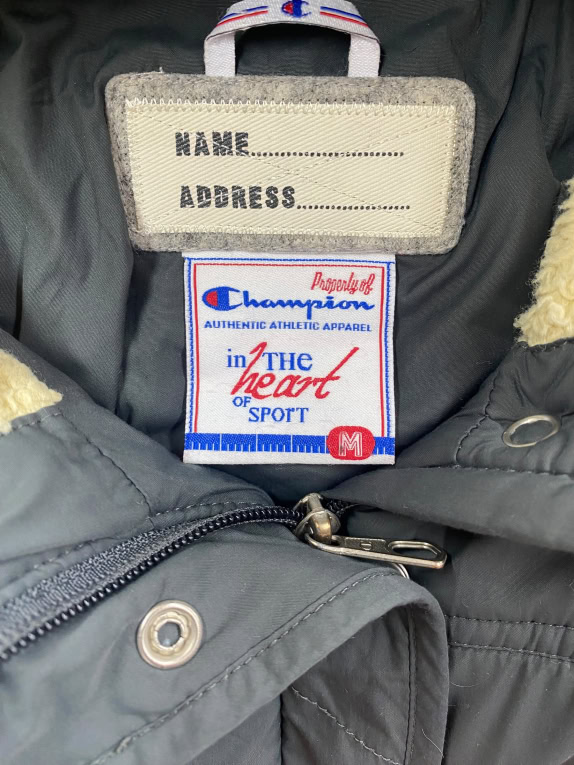 Champion Giacca Parka Vintage con Logo Grigio Scuro Unisex M