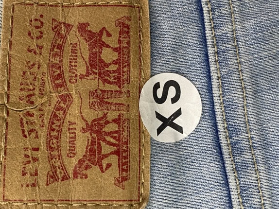 LEVIS . JEANS STRAIGHT LEG WASHED BLUE GYNAIKEIO PRE OWNED XS