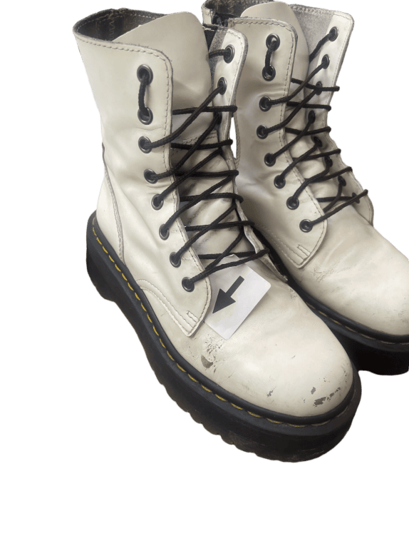 DR MARTENS BOOTS CHUNKY WHITE MEN PRE OWNED EU 38