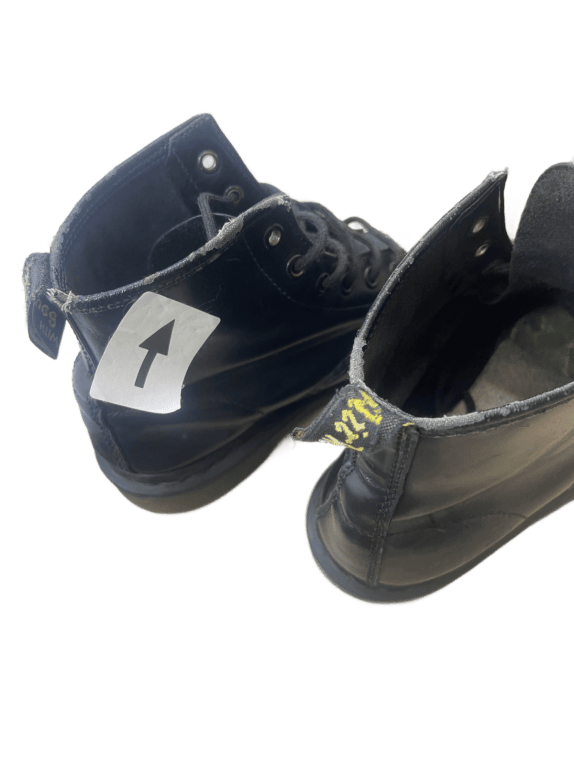 DR MARTENS ΔΕΡΜΑΤΙΝΑ ΜΠΟΤΑΚΙΑ CLASSIC ΜΑΥΡΟ UNISEX PRE OWNED EU 35