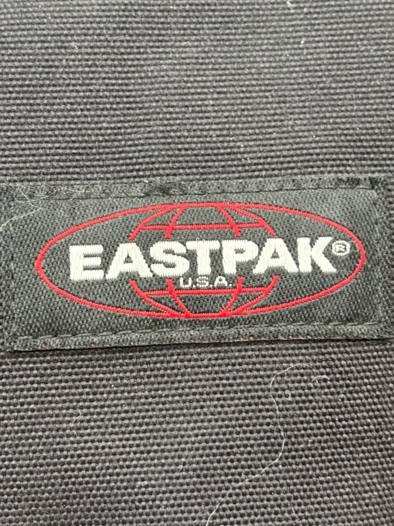 EASTPAK MESSENGER BAG MINIMAL ΜΑΥΡΟ UNISEX PRE OWNED