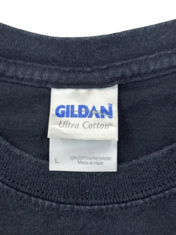 GILDAN ΚΟΝΤΟΜΑΝΙΚΟ T SHIRT COLLEGIATE ΞΕΘΩΡΙΑΣΜΕΝΟ ΜΑΥΡΟ UNISEX PRE OWNED L