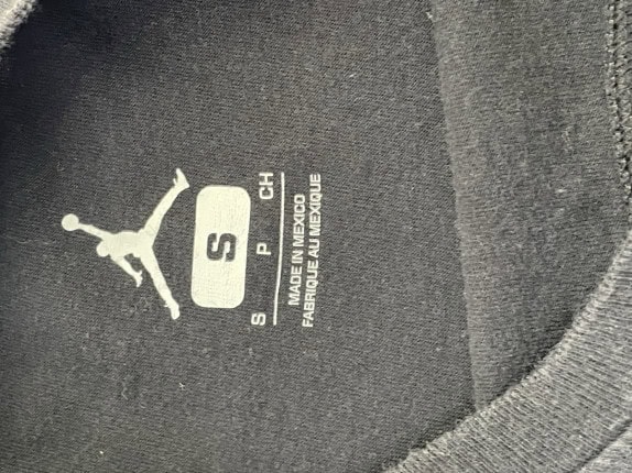JORDAN GRAPHIC TEE STREETWEAR BLACK MEN PRE OWNED S