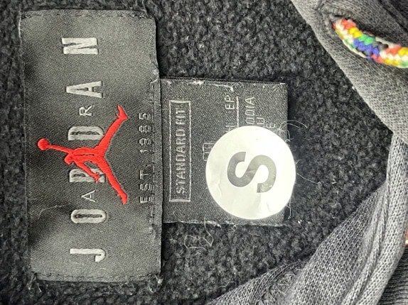 JORDAN HOODIE GRAPHIC BLACK MEN PRE OWNED S