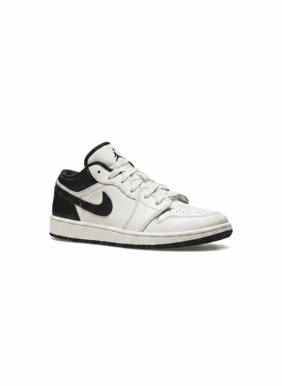 JORDAN SNEAKERS LOW CLASSIC BIANCO NERO UNISEX PRE OWNED EU 39