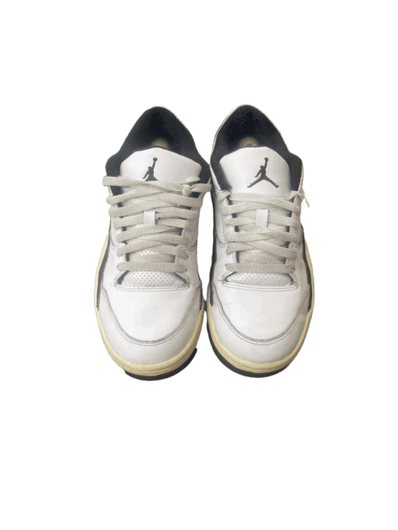 JORDAN SNEAKERS RETRO WHITE BLACK MENS PRE OWNED EU 43