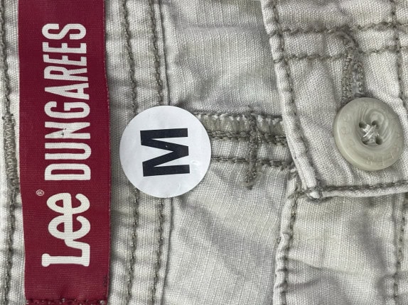 LEE DUNGAREES CARGO BERMUDA BEIGE MEN PRE OWNED M