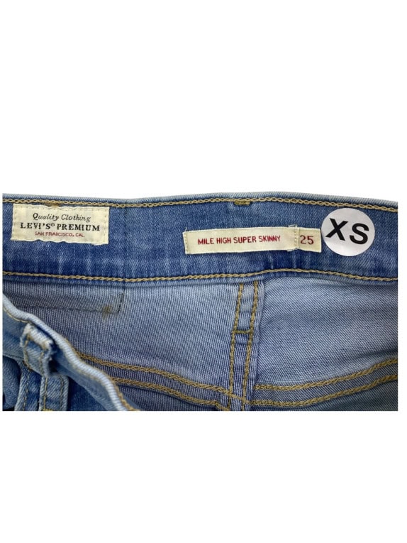 LEVIS PREMIUM SKINNY JEANS MINIMAL WASHED BLUE WOMENS PRE OWNED XS