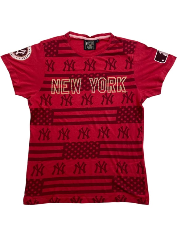 MAJESTIC COOPERSTOWN MLB NEW YORK YANKEES T-SHIRT ALL-OVER PRINT ΚΟΚΚΙΝΟ ΓΥΝΑΙΚΕΙΟ M