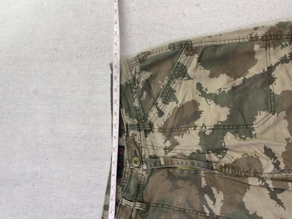 SYN JEANS CARGO SHORTS CAMO MARRONE UOMO PRE OWNED L