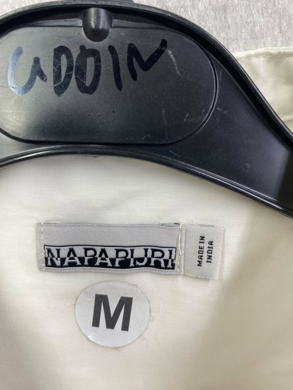 NAPAPIJRI ΠΟΥΚΑΜΙΣΟ MAO ΓΙΑΚΑΣ ΛΟΓΟΤΥΠΟ OFF-WHITE ΑΝΔΡΙΚΟ M