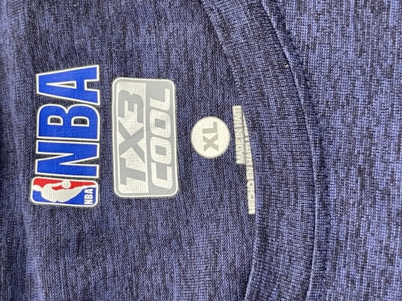 NBA MAGLIA A MANICHE LUNGHE BIG LOGO BLU UOMO PRE OWNED XL