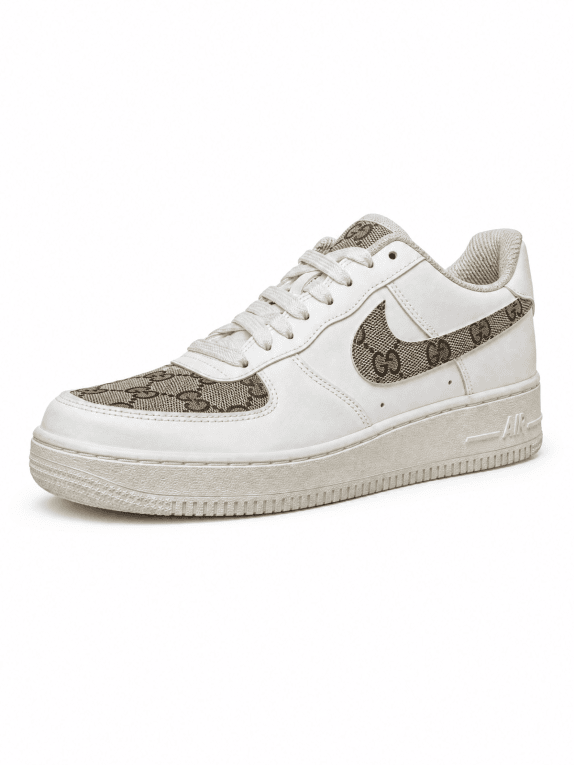 NIKE AIR FORCE LOW SNEAKERS MONOGRAM ΛΕΥΚΟ ΜΠΕΖ UNISEX PRE OWNED EU 38.5