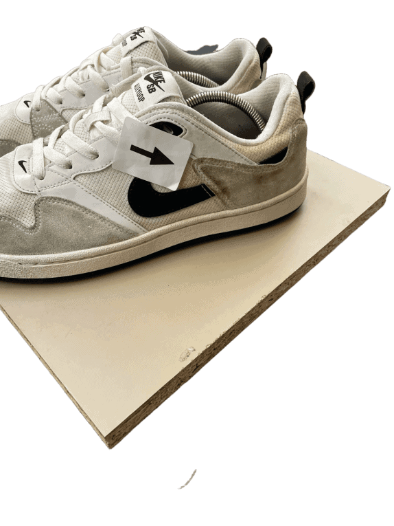NIKE SB ALLEYOOP SNEAKERS SKATE OFF WHITE UOMO PRE OWNED EU 44