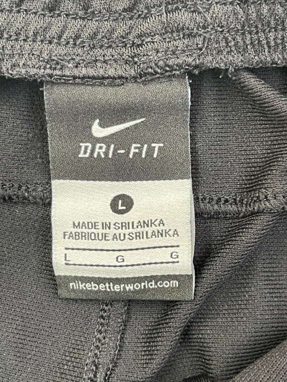 NIKE SHORTS SPORTSWEAR NERO UOMO PRE OWNED L