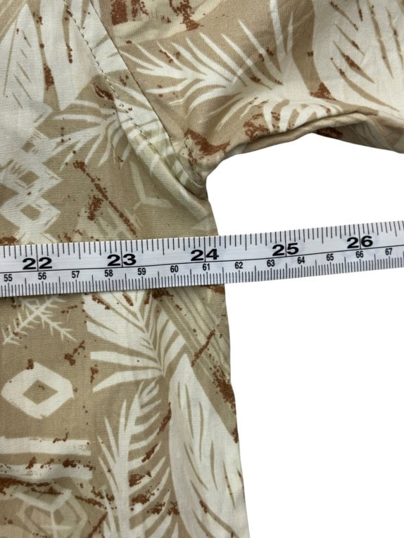 TOMMY BAHAMA SHORT SLEEVE SHIRT TROPICAL BEIGE MEN PRE OWNED L
