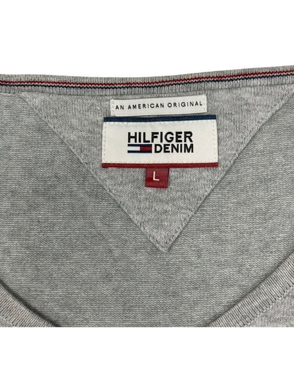 TOMMY HILFIGER DENIM ΠΛΕΚΤΟ ΜΕ V-ΛΑΙΜΟΚΟΨΗ - L
