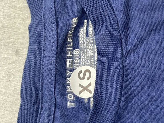TOMMY HILFIGER ΜΠΛΟΥΖΑ ΜΕ ΜΑΚΡΥ ΜΑΝΙΚΙ GRAPHIC ΜΠΛΕ ΑΝΤΡΙΚΟ PRE OWNED XS