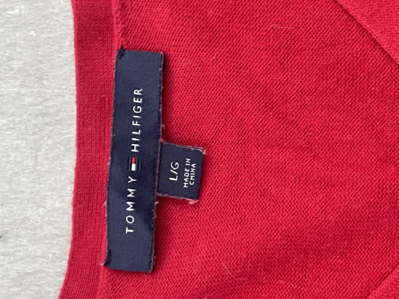 TOMMY HILFIGER ΜΠΛΟΥΖΑ ΜΕ V ΓΙΑΚΑ ΚΟΚΚΙΝΟ ΓΥΝΑΙΚΕΙΟ PRE OWNED L