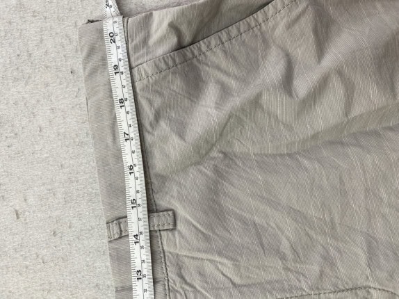 TOMMY HILFIGER CHINO SHORTS MINIMAL BEIGE MEN PRE OWNED XL