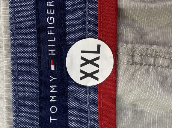 TOMMY HILFIGER CHINO SHORTS MINIMAL BEIGE MEN PRE OWNED XL