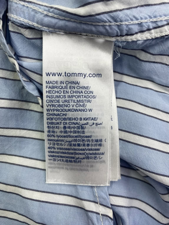 TOMMY JEANS ΓΥΝΑΙΚΕΙΟ ΠΟΥΚΑΜΙΣΟ ΡΙΓΕ CLASSIC FLAG LOGO ΜΠΛΕ/ΛΕΥΚΟ L