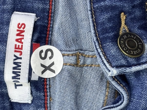 TOMMY JEANS  ΣΕ ΝΤΕΝΙΜ ΜΠΛΕ ΑΝΤΡΙΚΟ PRE OWNED XS