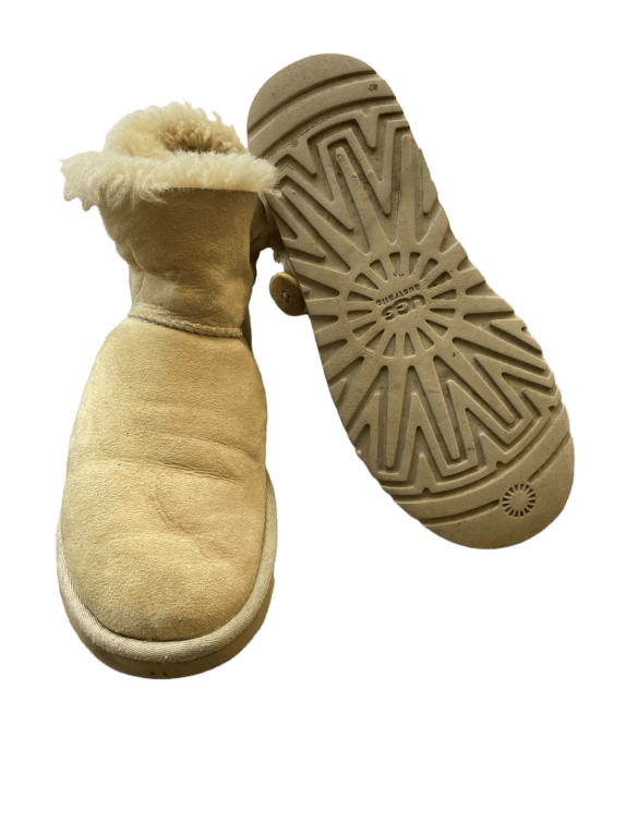 UGG ΜΠΟΤΑΚΙ CLASSIC ΜΠΕΖ ΓΥΝΑΙΚΕΙΟ PRE OWNED 37