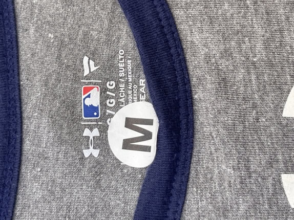 UNDER ARMOUR GRAPHIC TEE ATHLETIC ΓΚΡΙ ΚΑΙ ΜΠΛΕ ΑΝΤΡΙΚΟ PRE OWNED M