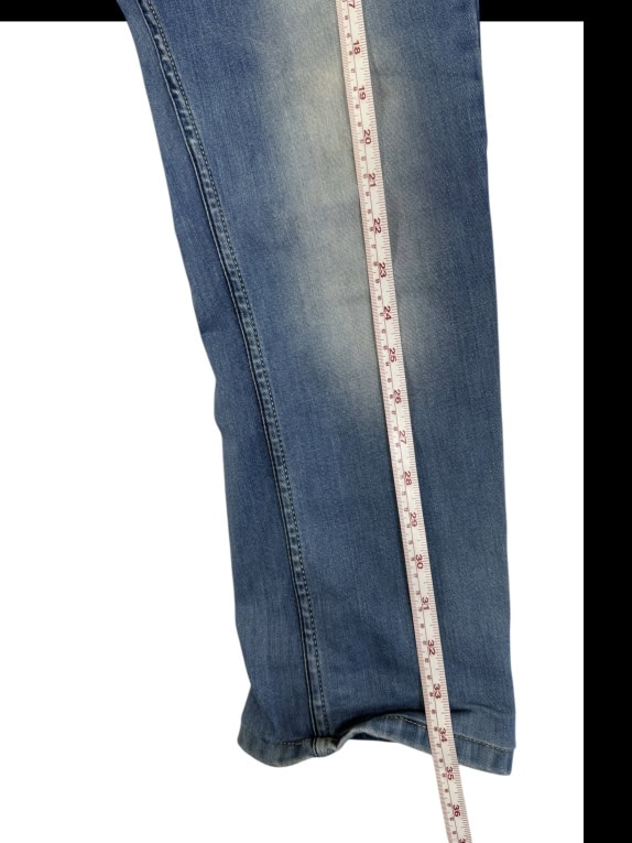 VINTAGE MEN'S TOMMY HILFIGER JEAN IN BLUE