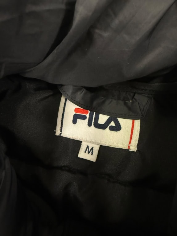 VINTAGE FILA ΜΑΥΡΟ ΠΟΥΠΟΥΛΕΝΙΟ ΜΠΟΥΦΑΝ