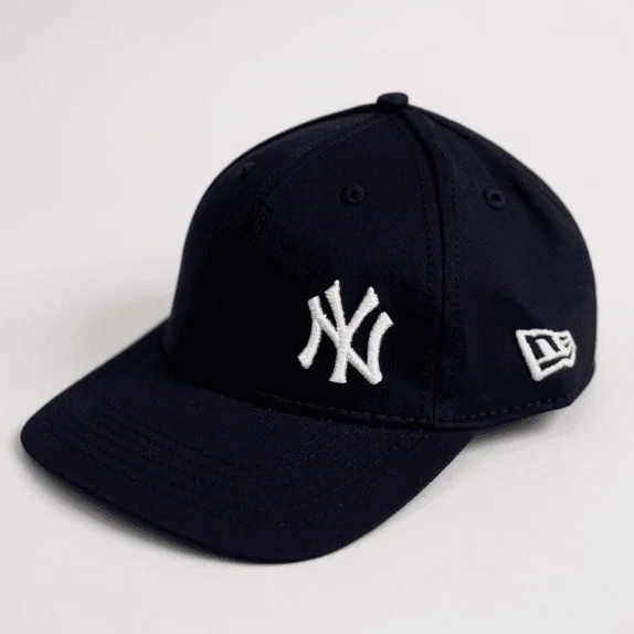 VINTAGE NEW ERA NEW YORK YANKEES 9FORTY CAP ONE SIZE FITS MOST