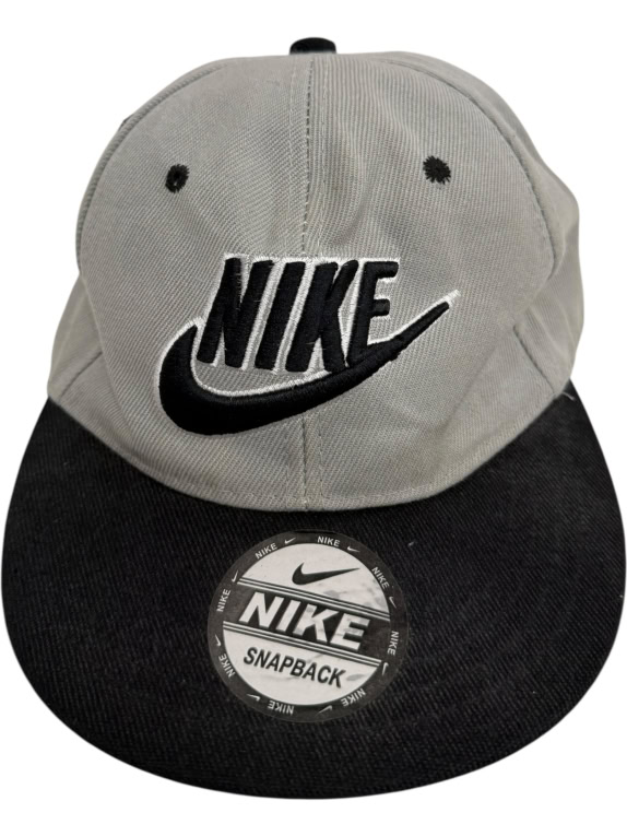 CAPPELLO SNAPBACK NIKE VINTAGE - GRIGIO/NERO