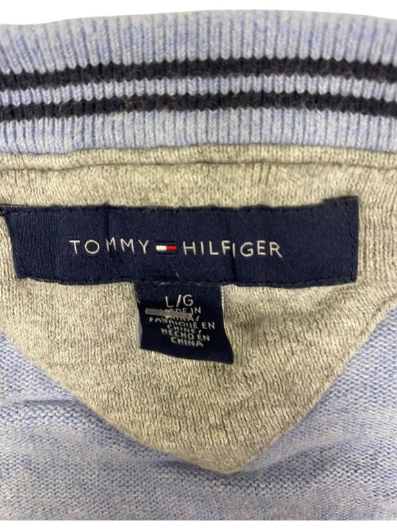 VINTAGE TOMMY HILFIGER LIGHT BLUE KNIT SWEATER L