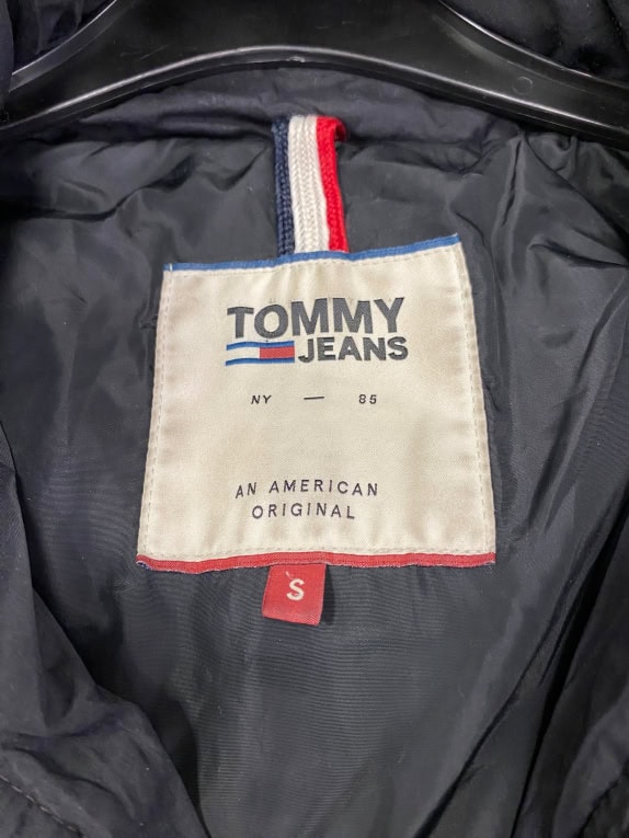 VINTAGE TOMMY JEANS BLACK PARKA JACKET S