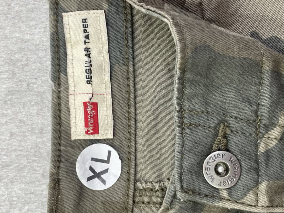 WRANGLER CARGO PANTS UTILITY OLIVE CAMO MENS PRE OWNED XL