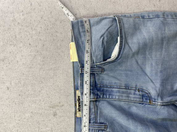 WRANGLER JEANS CLASSIC WASHED BLUE WOMENS PRE OWNED S