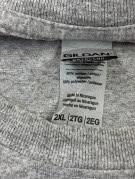 GILDAN T SHIRT GRAPHIC GREY MENS PRE OWNED XXL