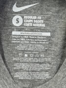 NIKE GRAPHIC TEE ATHLETIC GREY MENS PRE OWNED S