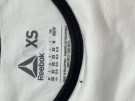 REEBOK SPORTS TOP BLACK AND RED WOMEN PRE OWNED XS