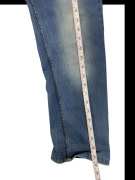 VINTAGE MEN'S TOMMY HILFIGER JEAN IN BLUE
